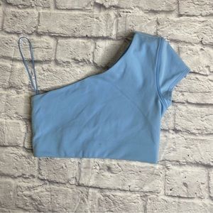 - L*SPACE ACTIVE - ONE SHOULDER SHORT SLEEVE CROPTOP